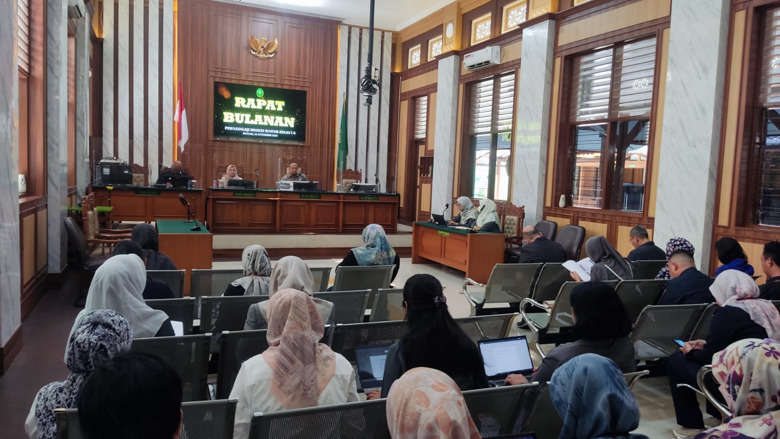 Rapat Rutin Bulanan Bulan September Pengadilan Negeri Bogor