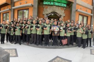Kunjungan KPN ke PT Denpasar (3) Kunjungan KPN ke PT Denpasar (3)