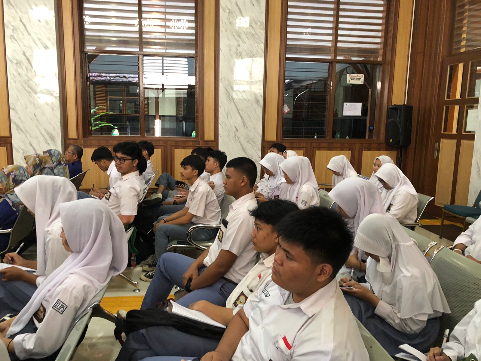 Kunjugan SMA PGRI 4 Kota Bogor – Pengadilan Negeri Bogor