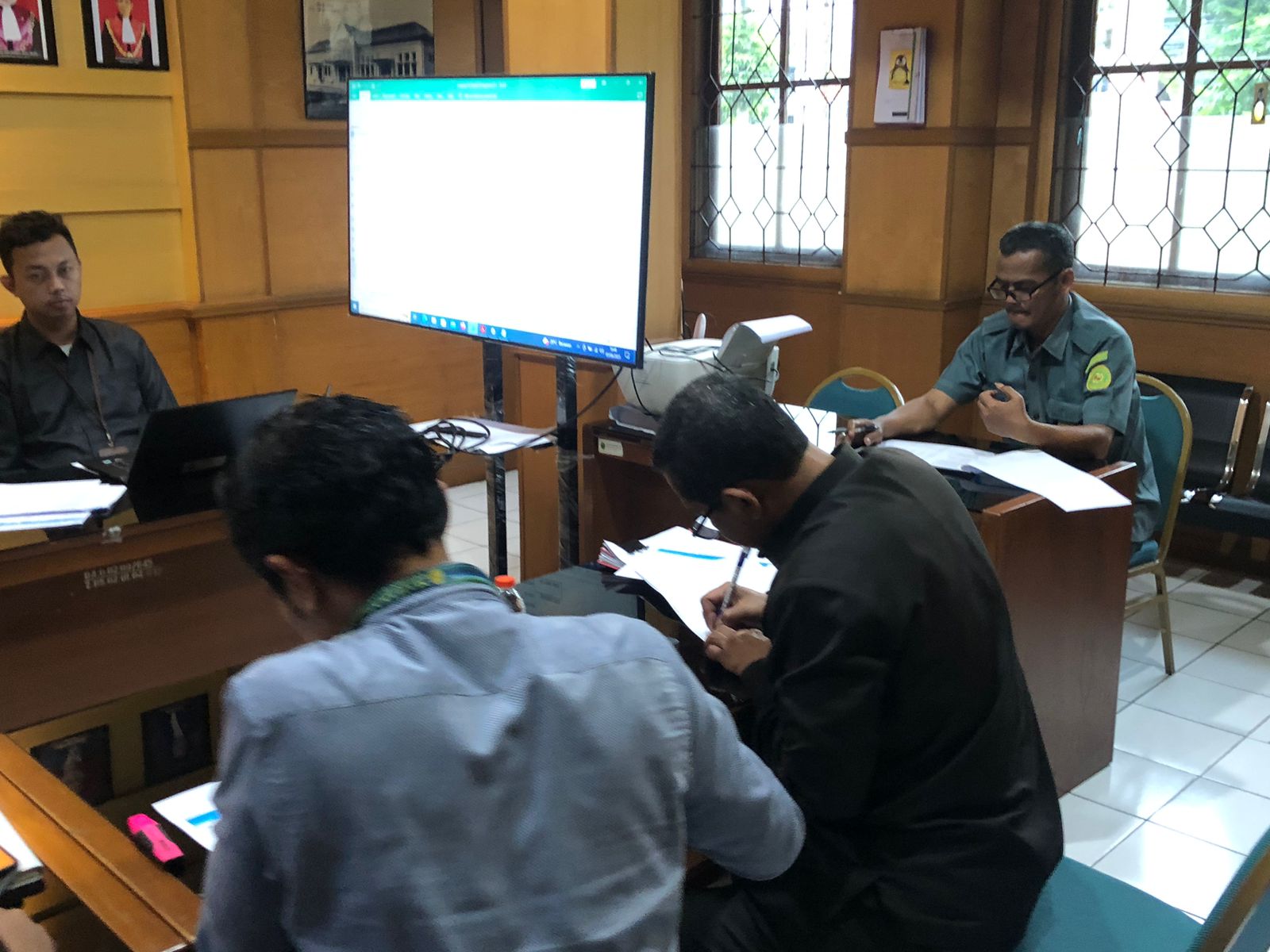 Rapat Revisi Anggaran – Pengadilan Negeri Bogor